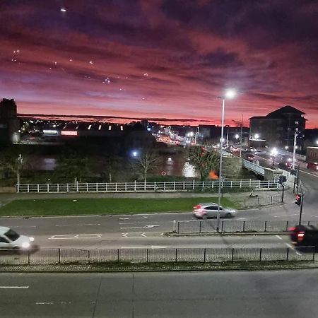 Entire Two Bedrooms Flat With Nice View H2 Great Yarmouth Kültér fotó
